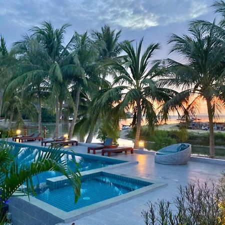 Breeze Bay Villa Wok Tum Екстер'єр фото