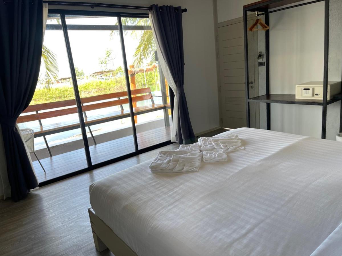 Breeze Bay Villa Wok Tum Екстер'єр фото